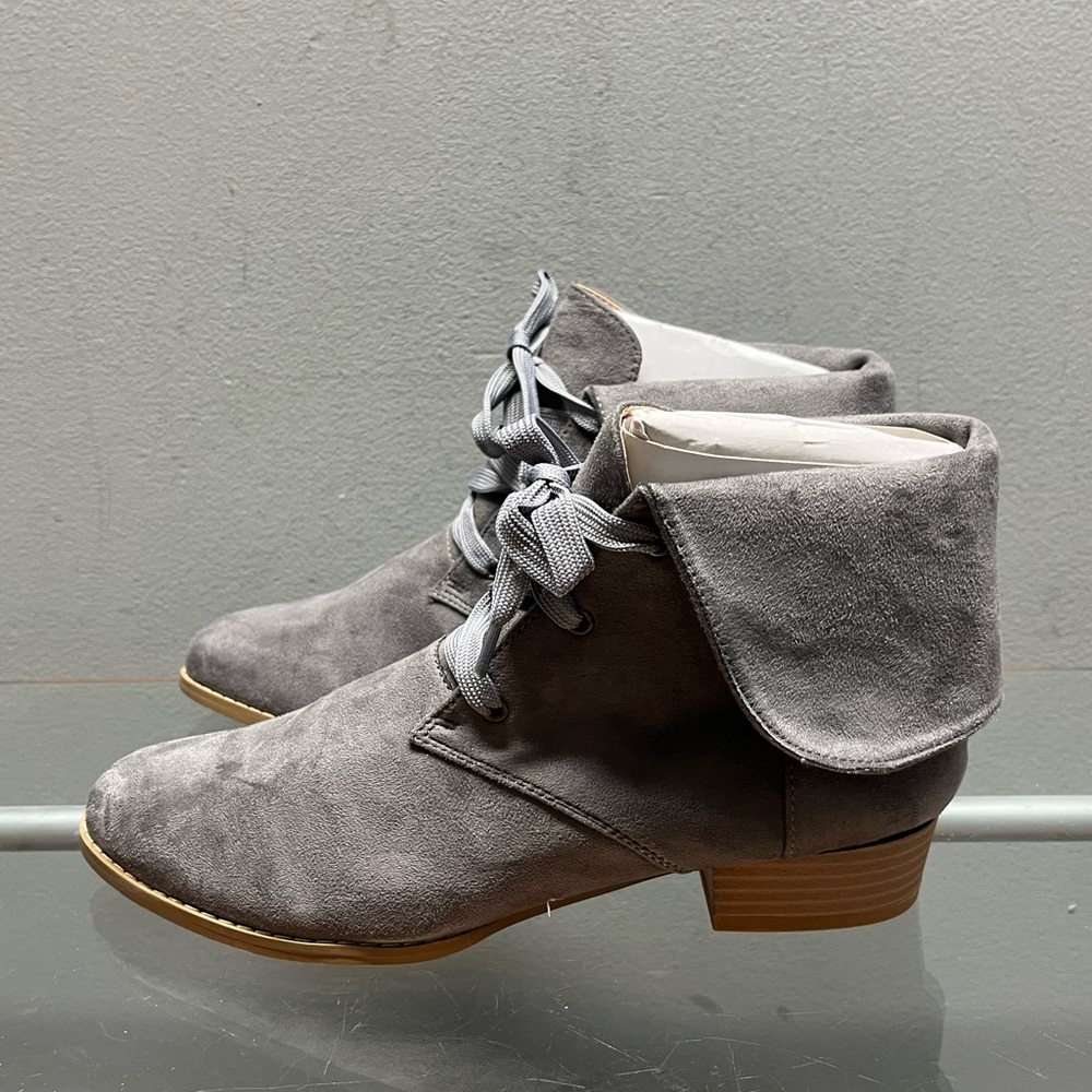 Gray Heeled Chelsea Boots with Suede Finish